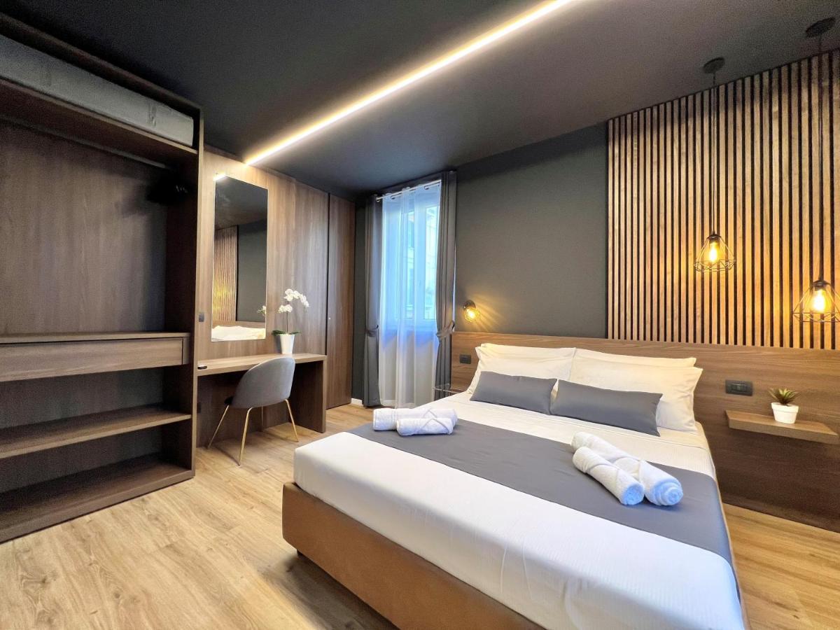 Prestige Duomo Apartment - Lake Como Kültér fotó